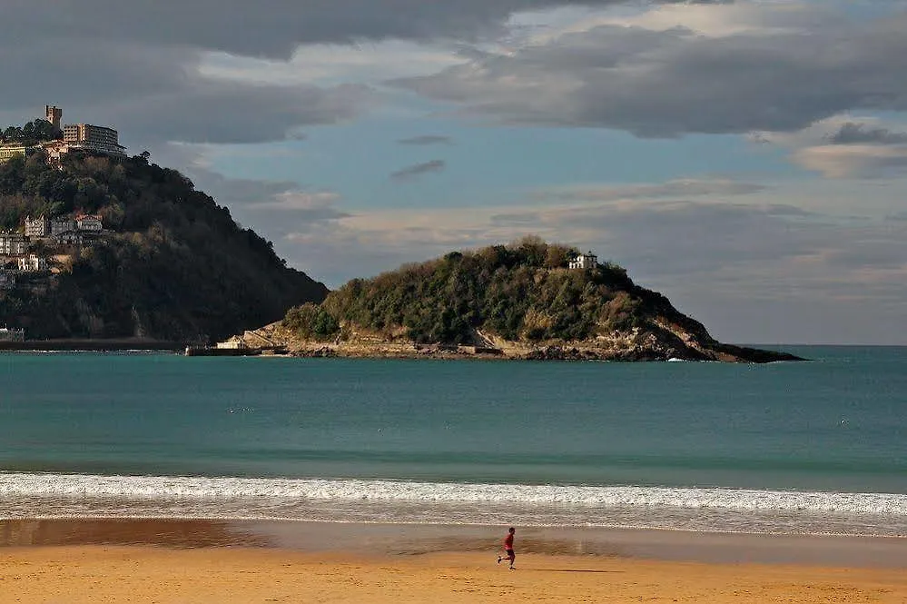 Hotel & Suites Arrizul Gros San Sebastián Spanien